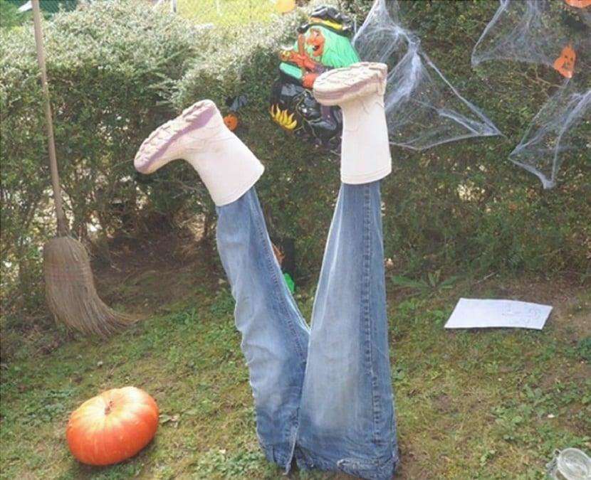 Come decorare il tuo giardino per Halloween - Espantapajaros