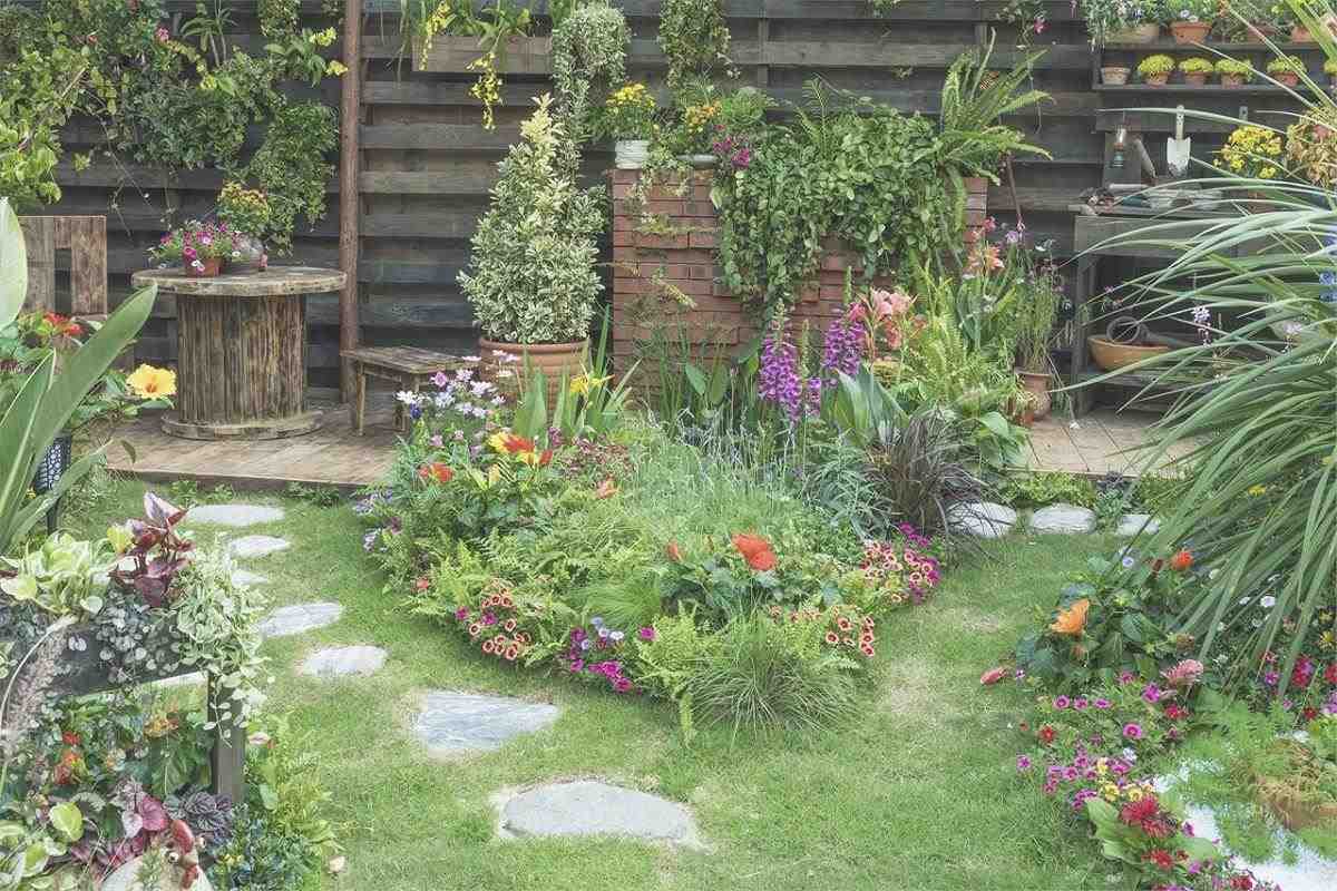 consigli per la manutenzione del giardino